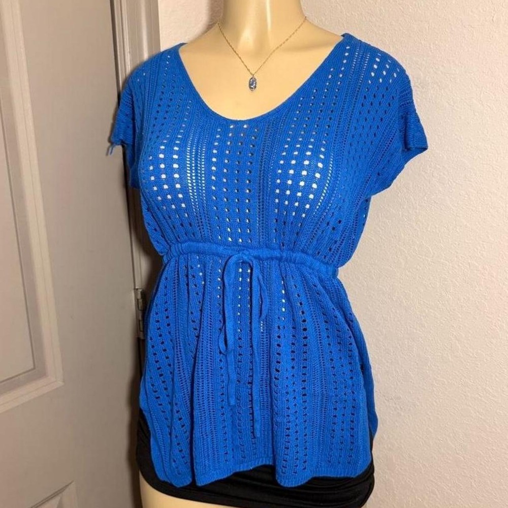 Blue crochet knit top with tie waist and short sleeves
